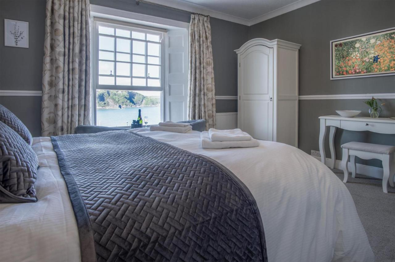 Gwynne House - 6 Bedroom Luxurious Holiday Home - Tenby Harbour Exterior foto