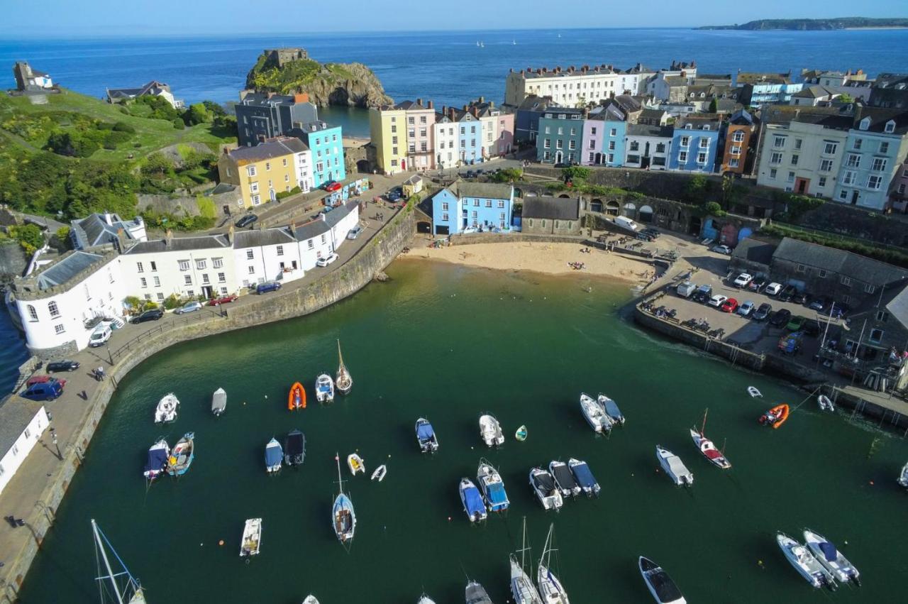 Gwynne House - 6 Bedroom Luxurious Holiday Home - Tenby Harbour Exterior foto
