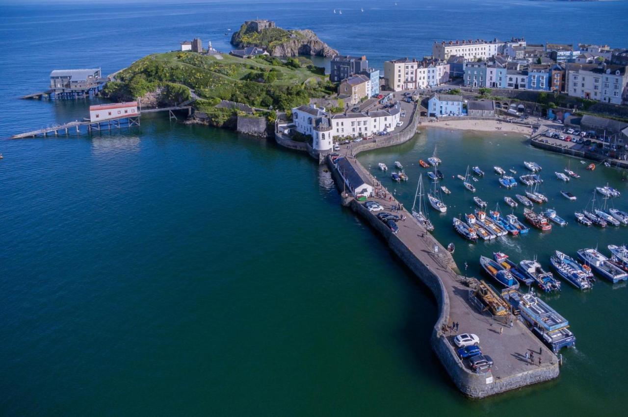 Gwynne House - 6 Bedroom Luxurious Holiday Home - Tenby Harbour Exterior foto